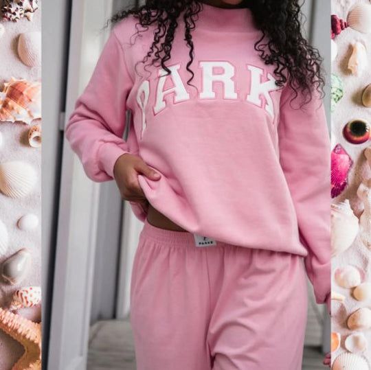 Damen Gemütliches Freizeit-Set mit Oversize kurz geschnittenem Sweatshirt und elastischen Baumwoll-Shorts Nord Taschen