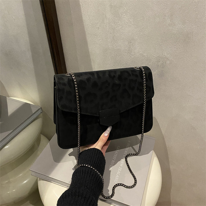 Damen Umhängetasche im eleganten Leopardenlook Nord Taschen