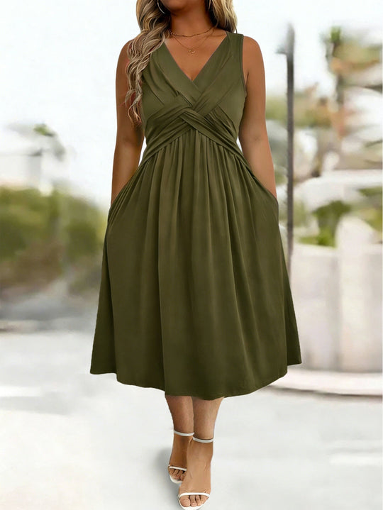 Damen Sommerkleid mit tiefem V-Ausschnitt und Seitentaschen