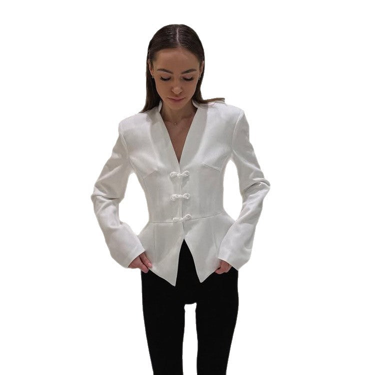 Damen Schößchen‑Blazer mit mandarinähnlichem Ausschnitt und dekorativen Knotenverschlüssen Nord Taschen