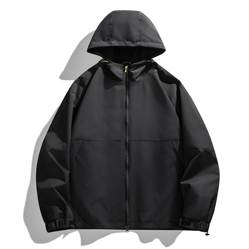 Herren Leichte Urban-Softshell Kapuzenjacke mit minimalistischer Nahtführung und verdecktem Reißverschluss Nord Taschen