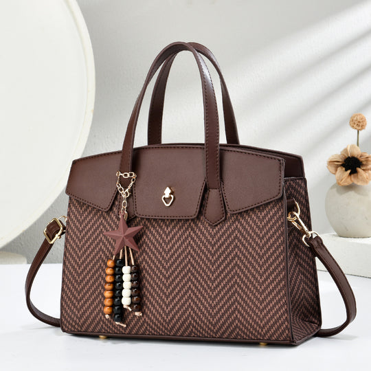 Damen Handtasche mit elegantem Chevron-Muster und abnehmbaren Schlüsselanhänger Nord Taschen