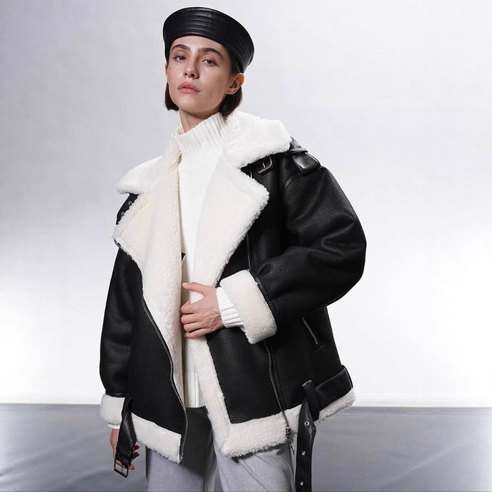 Damen Oversized Bikerjacke mit Teddyfell-Futter und verstellbaren Gürteln Nord Taschen