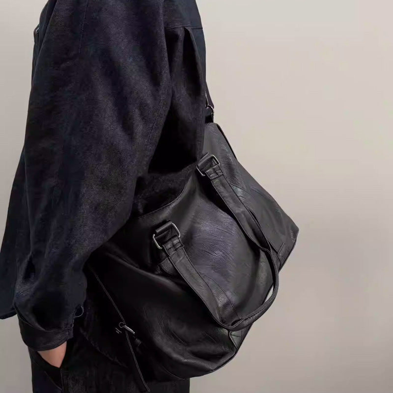 Damen Tragetasche mit verstellbarem Schulterriemen und robustem Design Nord Taschen
