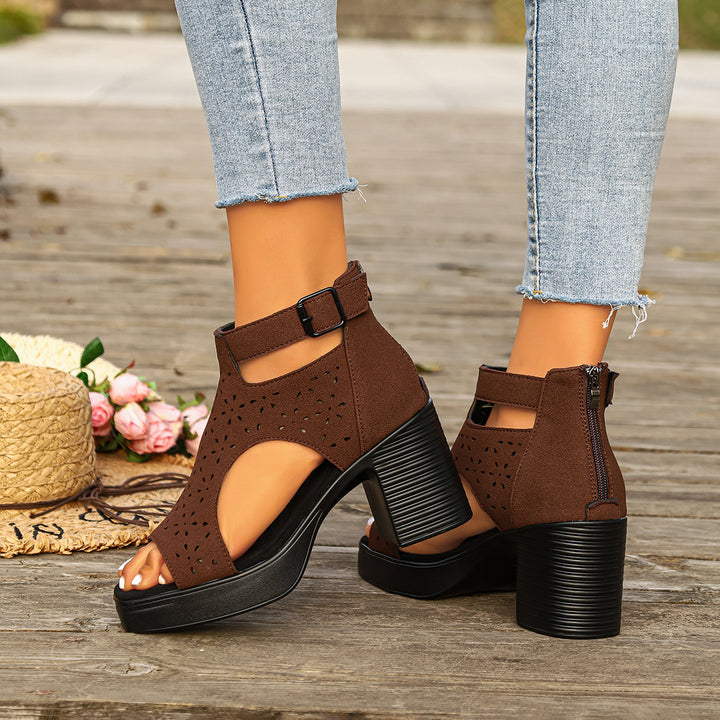 Damen  Cut-Out Knöchel-Sandalette mit mittelhohem Blockabsatz und perforiertem Veloursimitat Nord Taschen