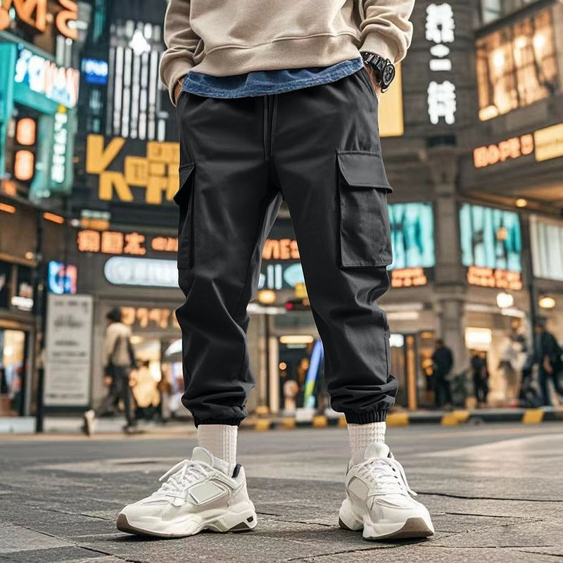 Herren Tapered Cargo-Jogginghose mit Kordelzug, aufgesetzten Klappentaschen und elastischen Bündchen Nord Taschen