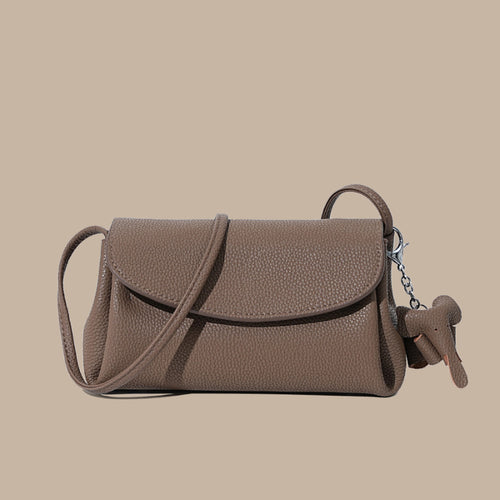 Damen Umhängetasche im minimalistischen Design mit abnehmbarem Anhänger Nord Taschen