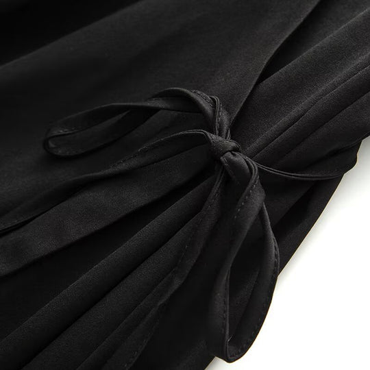 Damen Wickel‑Midikleid mit V‑Ausschnitt und Bindegürtel Nord Taschen