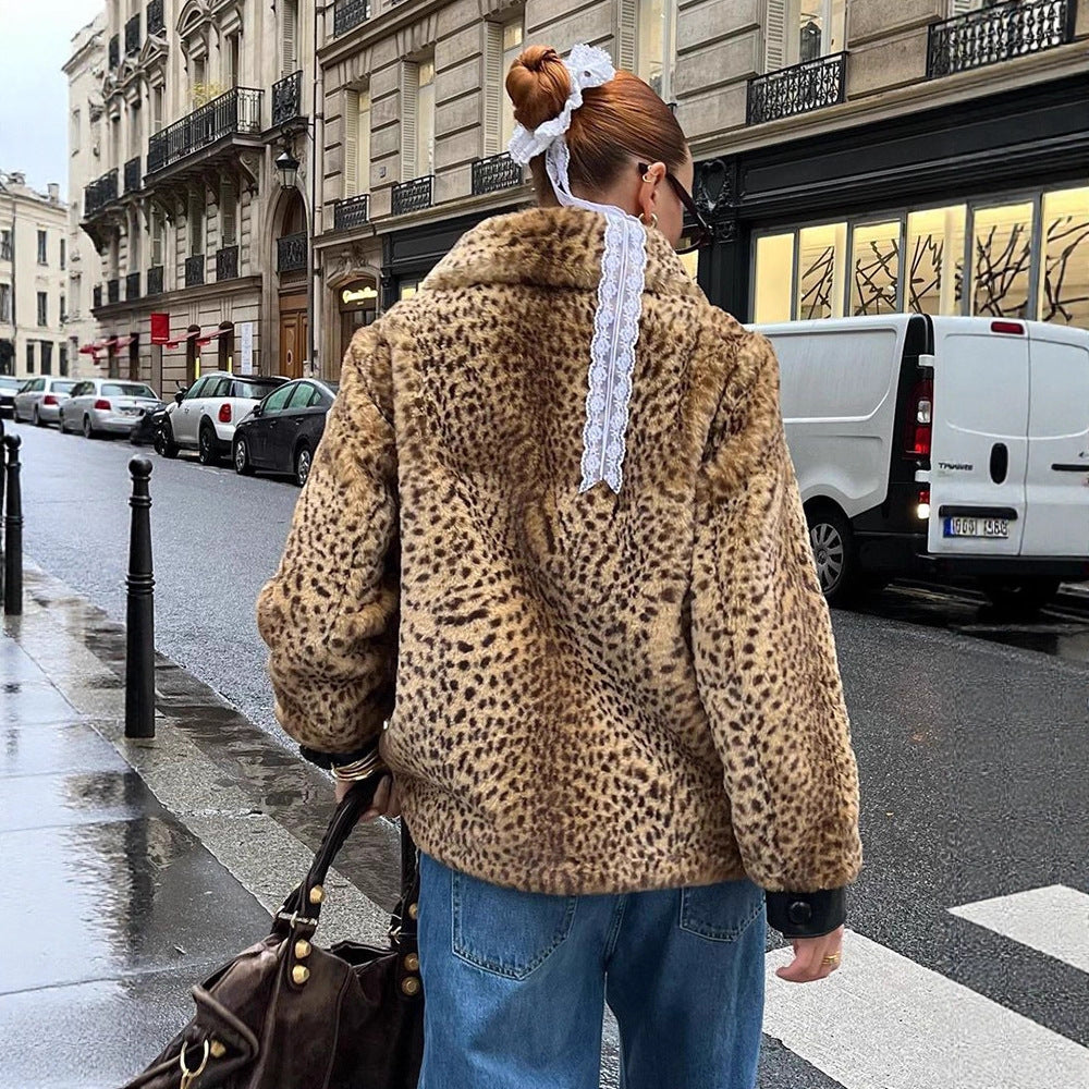 Damen Boxy-Kurzmantel aus Fauxfur mit Allover-Leopardenmuster und umlegbarem Schalkragen Nord Taschen