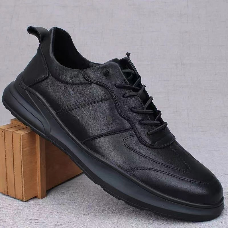 Damen Sportliche Leder Sneakers mit dämpfender Laufsohle und rutschfestem Profil