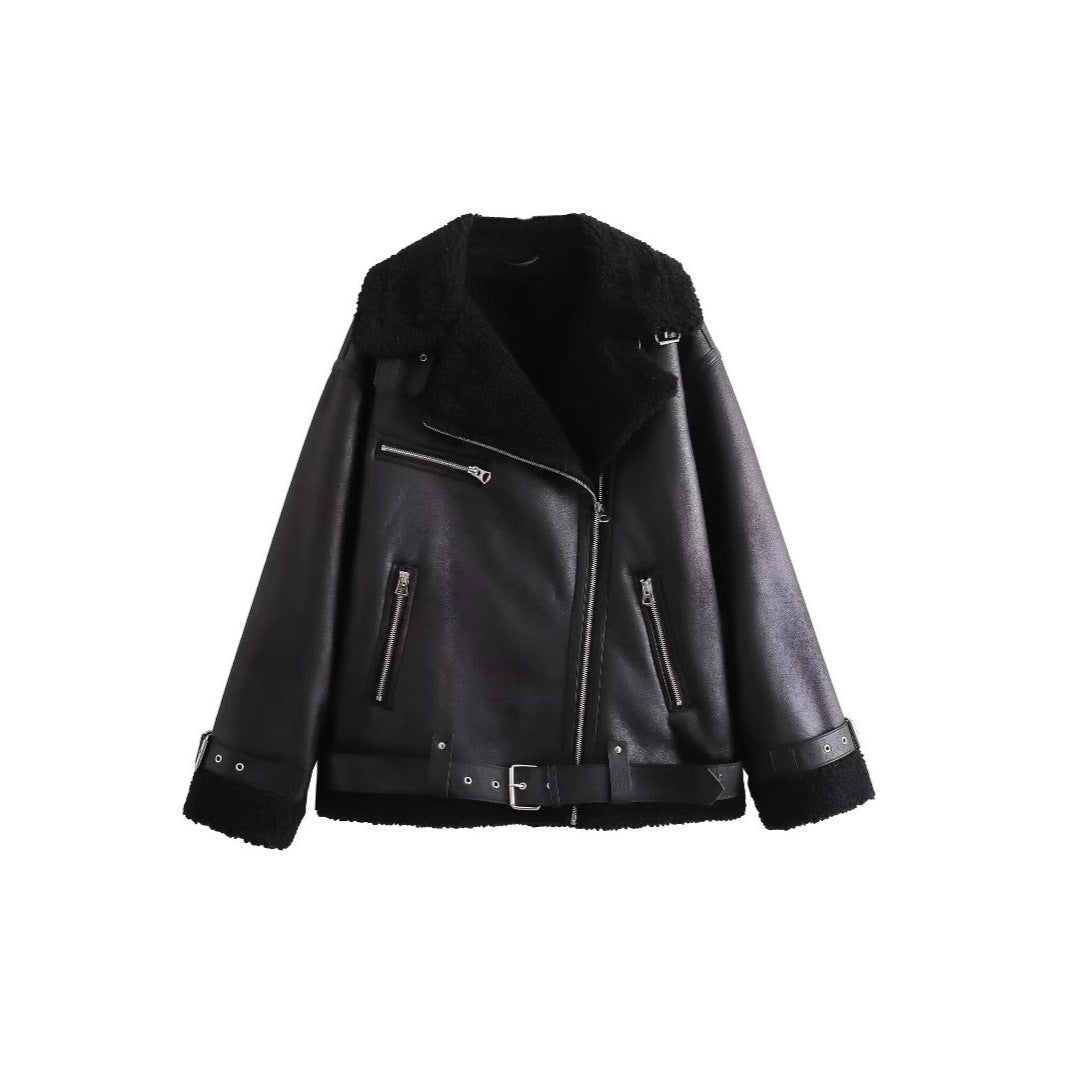 Damen Fliegerjacke im Bikerstil mit Teddyfutter, Kunstlederbesatz und Taillengürtel Nord Taschen