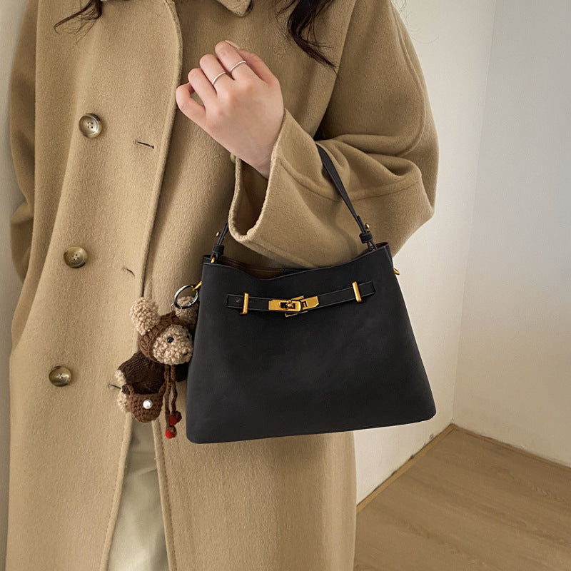 Damen hochwertige Handtasche mit eleganten Details Nord Taschen