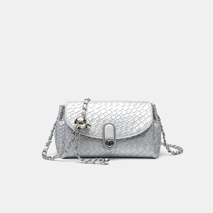 Damen Clutch-Tasche mit geflochtenem Design und verzierter Kette Nord Taschen