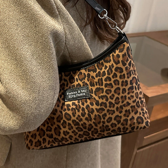 Damen Umhängetasche mit modernem Leopardenmuster und beweglichem Schulterriemen Nord Taschen