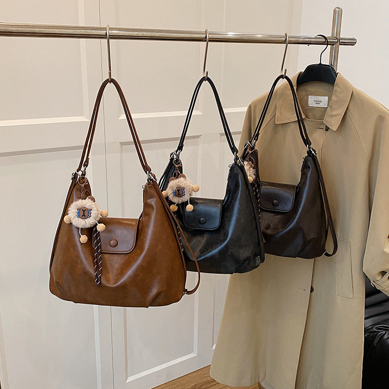 Damen Trendige Umhängetasche mit Charme-Anhänger Nord Taschen