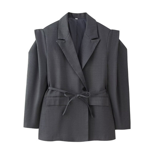 Damen Taillierter Blazer mit zarter Bindeband-Taille, betonter Schulterpartie und Pattentaschen Nord Taschen