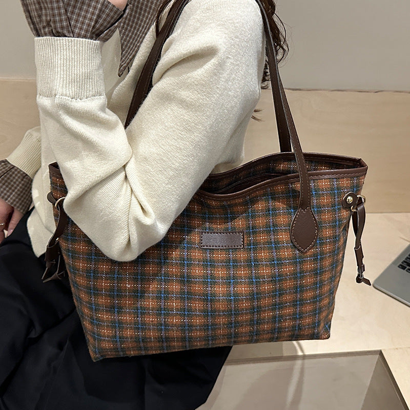 Damen Einkaufstasche mit modernem Karomuster Nord Taschen