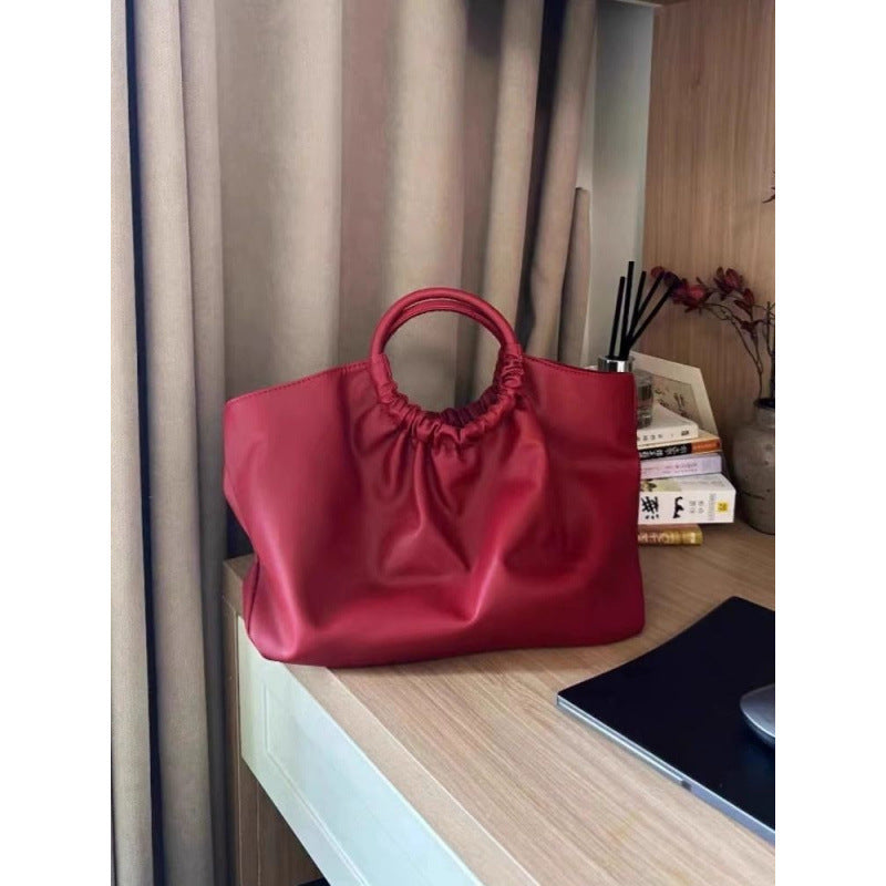 Damen Hobo-Tasche mit eleganter Raffung und robustem Kunstleder Nord Taschen