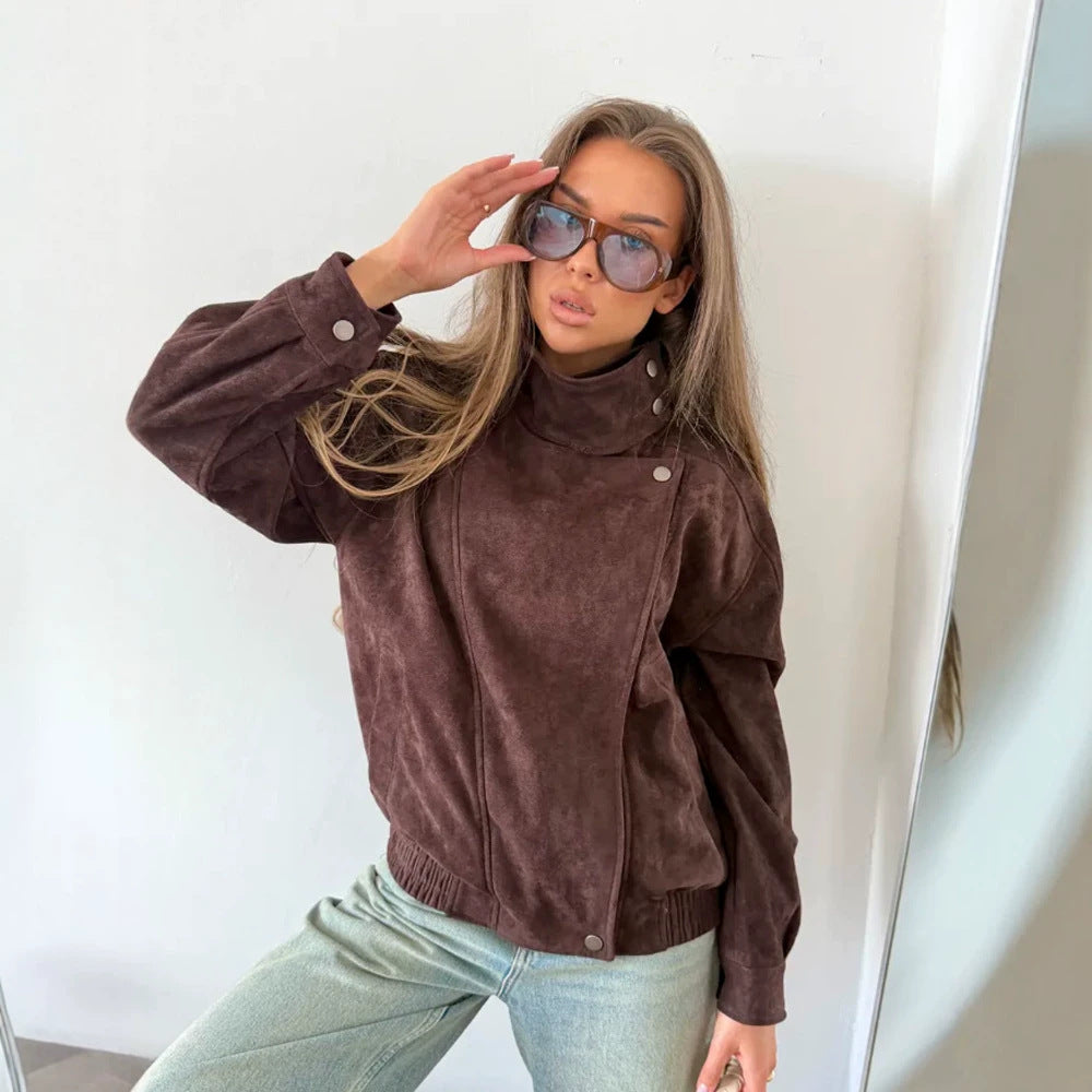 Damen Oversize Wildleder‑Optik Bikerjacke mit hohem Stehkragen Nord Taschen