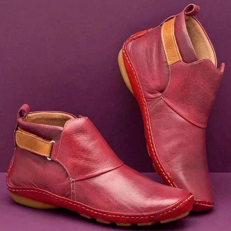 Damen Knöchelhohe Schlupf-Boots aus softem Lederimitat mit verstellbarem Klettriemen und handgenähter Mokassinnaht Nord Taschen