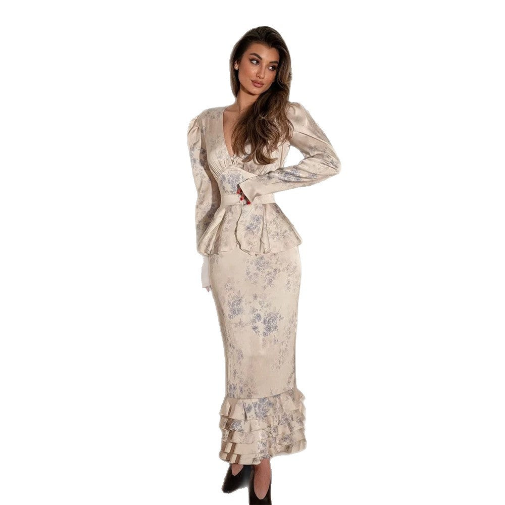 Damen Figurbetontes Midikleid mit tiefem V-Ausschnitt, Schößchen-Taillenband und mehrlagigem Volantsaum Nord Taschen