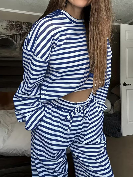 Damen Gestreiftes Loungewear-Set mit Oversize-Sweatshirt und elastischer Tunnelzug-Hose Nord Taschen