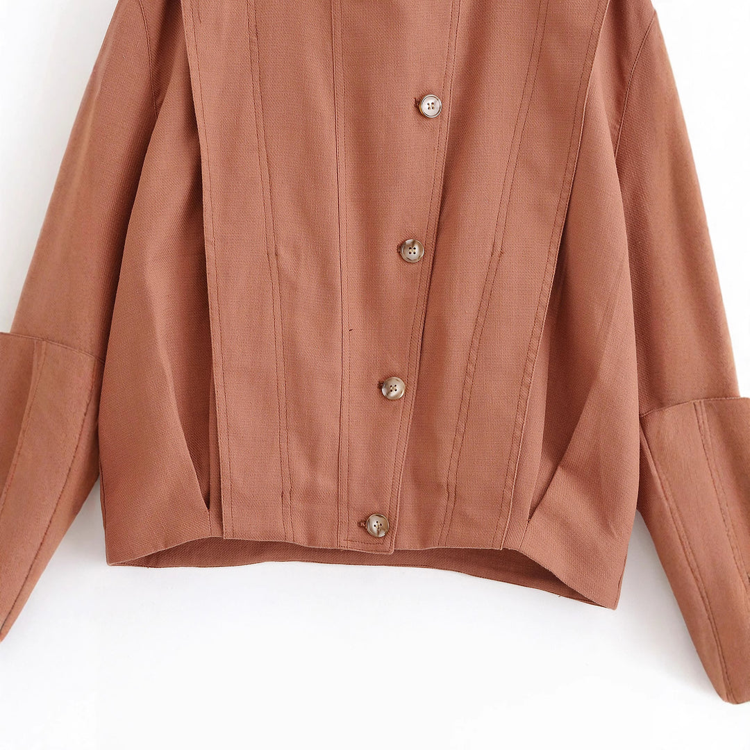 Damen Boxy-Übergangsjacke mit Rundhalsausschnitt, dekorativen Steppnähten und sichtbarer Knopfleiste Nord Taschen
