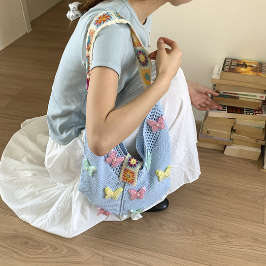 Damen Hobo-Tasche mit bunten Schmetterlings-Applikationen Nord Taschen