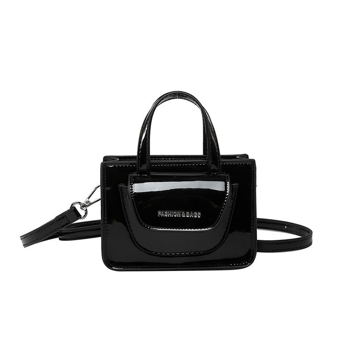 Damen elegante Mini-Handtasche mit praktischen Fächern Nord Taschen