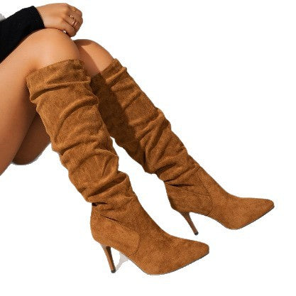 Damen Gestauchte kniehohe Veloursstiefel mit spitz zulaufender Kappe und schlankem Stiletto-Absatz Nord Taschen