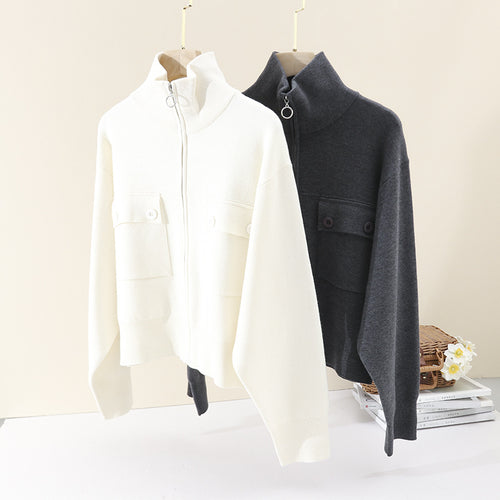 Damen Kurze strukturierte Strickjacke mit Stehkragen, Metallreißverschluss & Brusttaschen Nord Taschen
