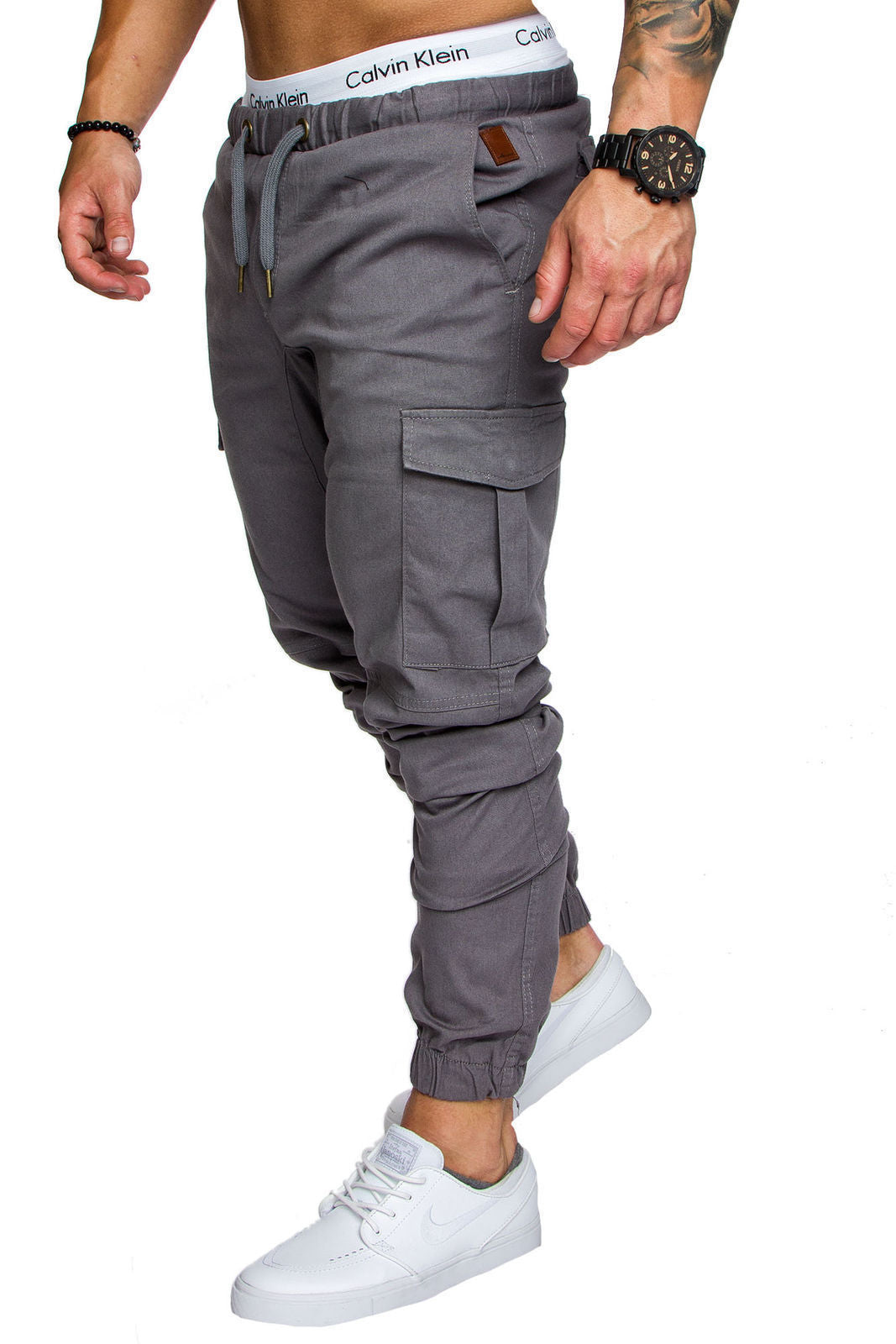Herren taillierter Cargo-Jogger mit elastischem Bund, Kordelzug und aufgesetzten Taschen Nord Taschen