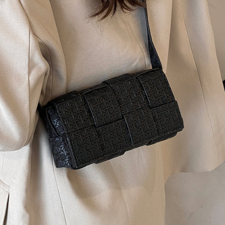 Damen Mini Umhängetasche aus geflochtenem Material Nord Taschen