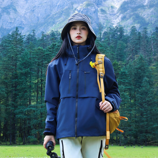 Herren Wasserdichte atmungsaktive Softshell Outdoorjacke mit verstellbarer Kapuze Nord Taschen