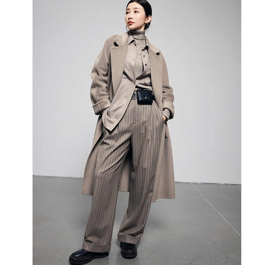Damen Oversize Wollmantel im Clean‑Cut‑Design mit Reverskragen und verdeckter Knopfleiste Nord Taschen
