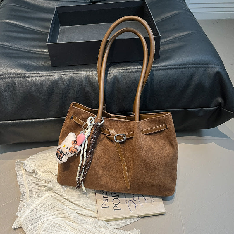 Damen modische Veloursleder Handtasche mit praktischen Innenfächern Nord Taschen