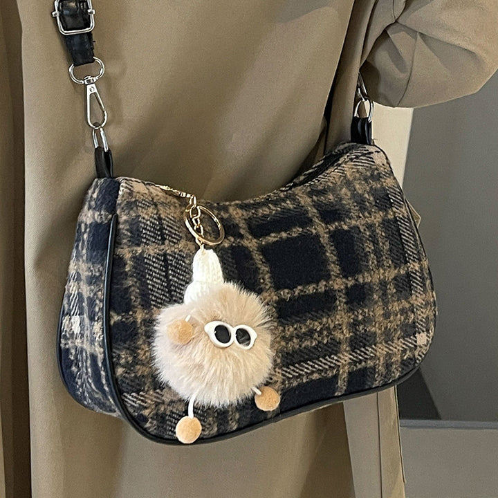 Damen Umhängetasche mit kariertem Design und weichem Obermaterial Nord Taschen