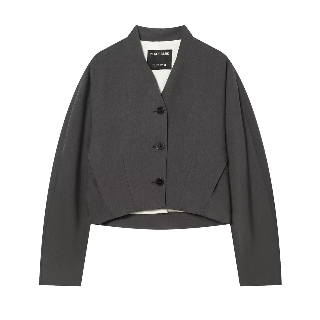 Damen Taillierter Kurzblazer mit Stehkragen, V‑Ausschnitt und Drei-Knopf-Detail Nord Taschen