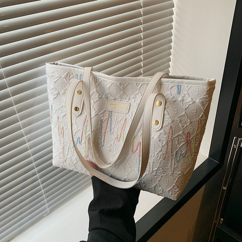 Damen Tragetasche mit modernem grafischen Design Nord Taschen