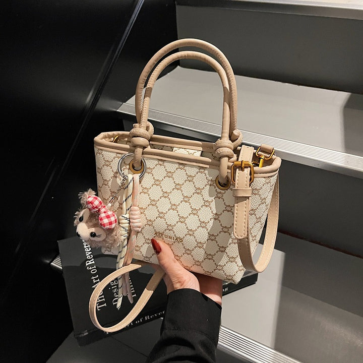 Damen modische Handtasche mit süßem Tieranhänger Nord Taschen