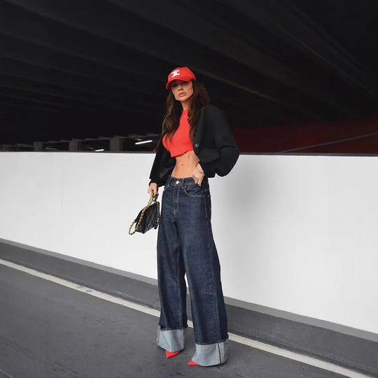 Damen 1700+ Cropped Jeansjacke mit überlangen Umschlagmanschetten und kastiger Silhouette Nord Taschen