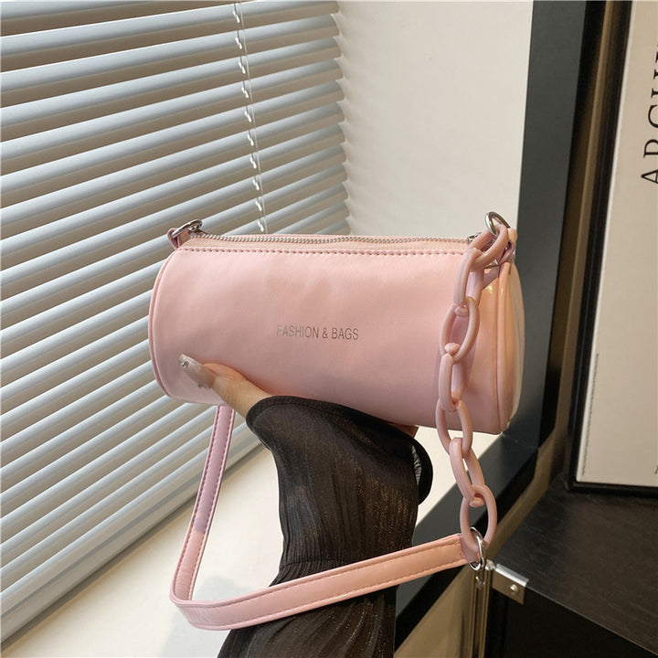 Damen modische Umhängetasche mit innovativem Ketten-Tragegurt Nord Taschen