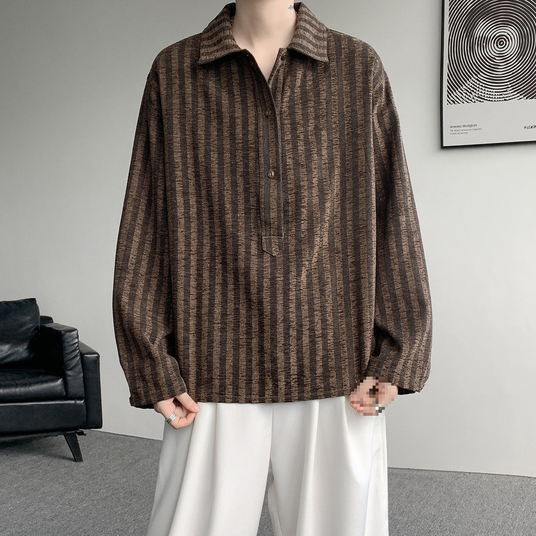 Herren Oversize Langarm-Hemd mit Polokragen, gestreifter Struktur & halber Knopfleiste Nord Taschen