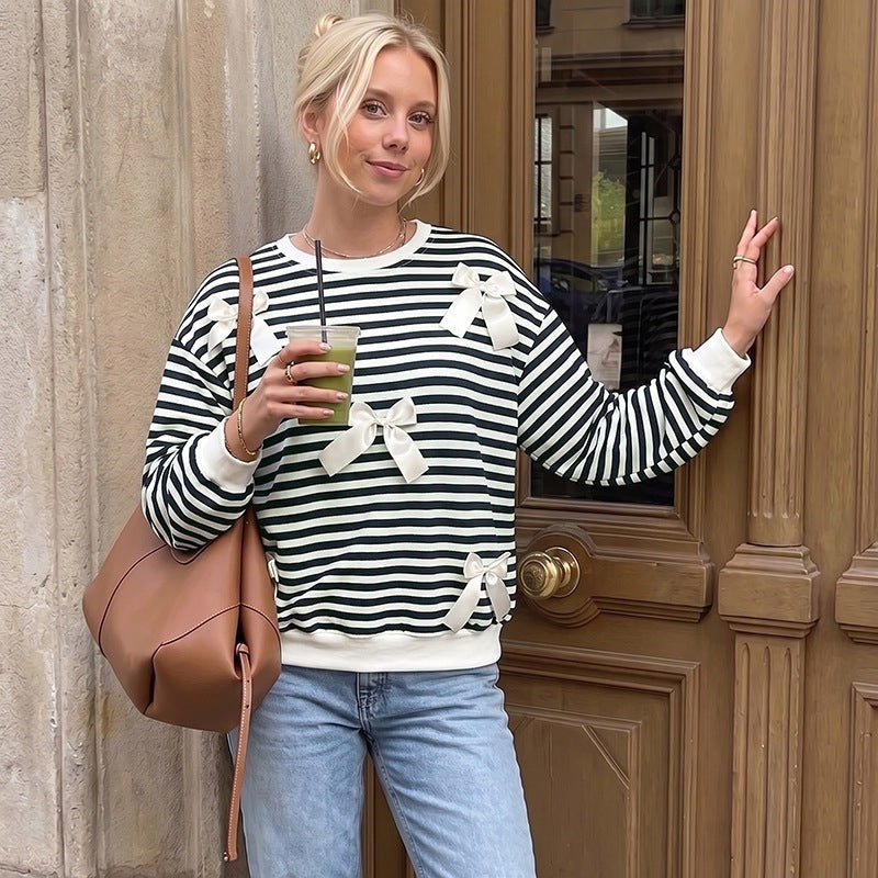 Damen Gestreifter Pullover mit Schleifendetails Nord Taschen