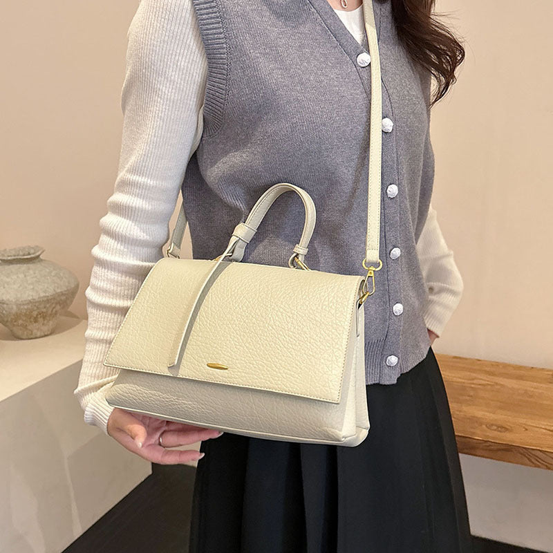 Damen hochwertige Handtasche mit elegantem Klappverschluss Nord Taschen