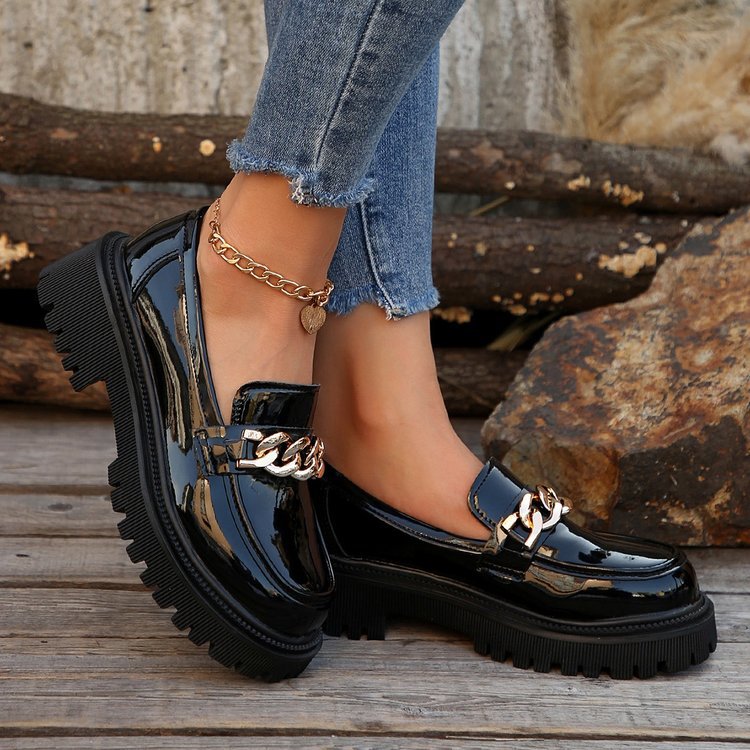 Damen Chunky Loafers mit goldener Kettenverzierung und rutschfester Sohle