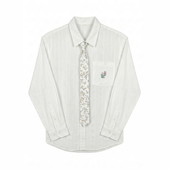 Herren Elegantes Langarm‑Hemd aus feiner Baumwollstruktur mit Brusttasche und dezenter Blumenstickerei Nord Taschen