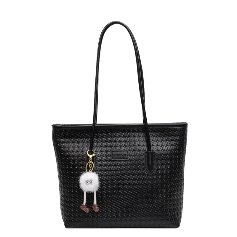 Damen Handtasche aus hochwertigem Flechtmaterial Nord Taschen