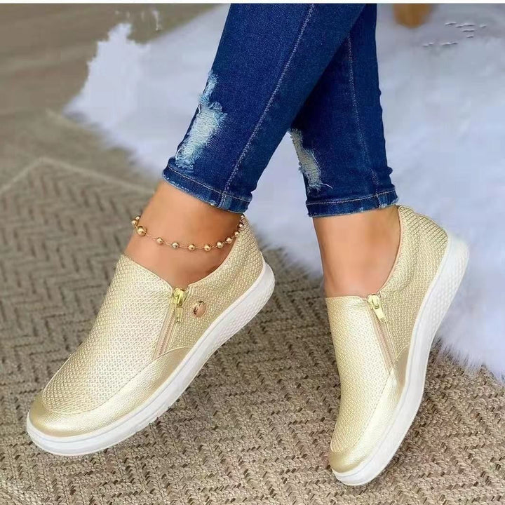 Damen Slip-On Sneakers mit seitlichem Reißverschluss und atmungsaktiver Textur