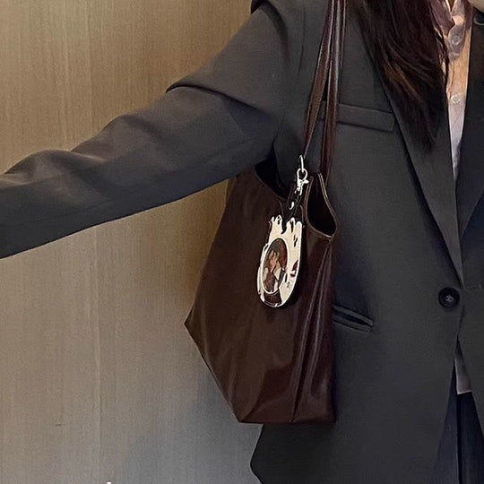 Damen Einkaufstasche mit eleganter geschwungener Form und hochwertiger Oberflächenstruktur Nord Taschen